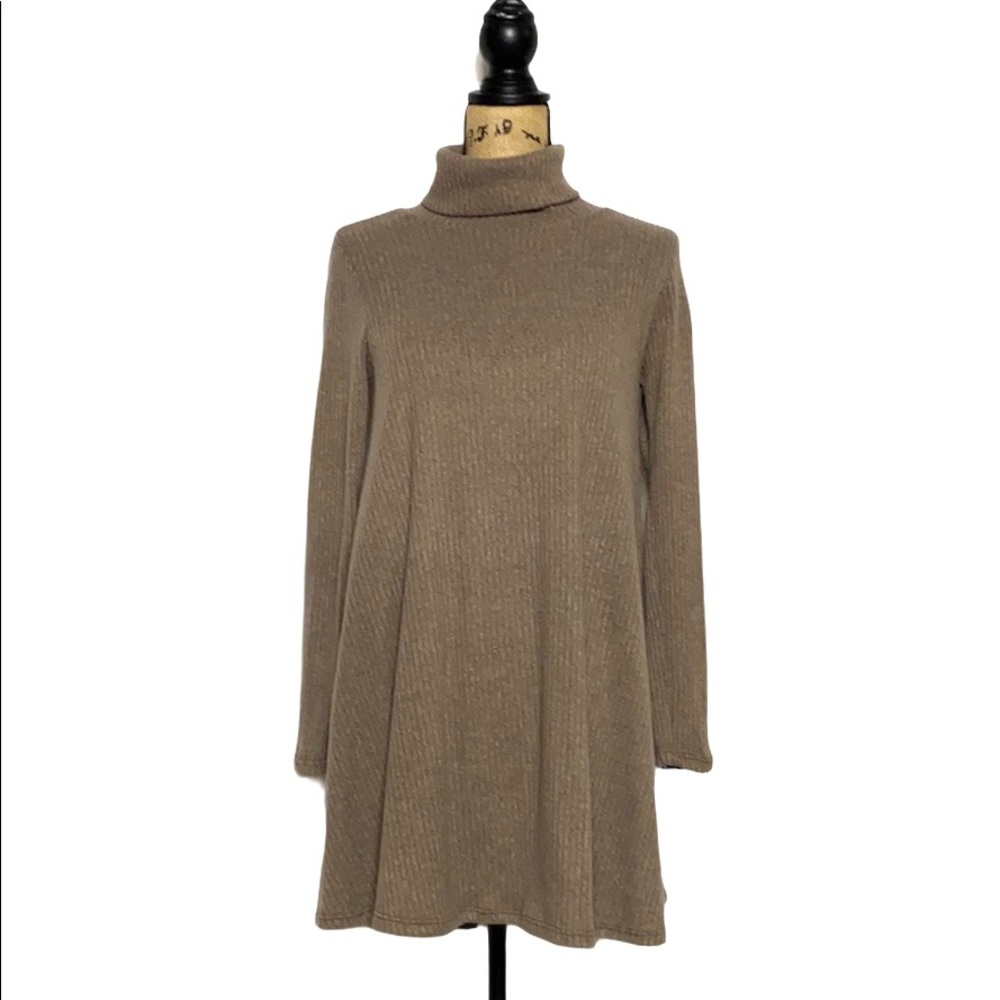 Lulu’s Brown Turtleneck A-Line Sweater Dress S
